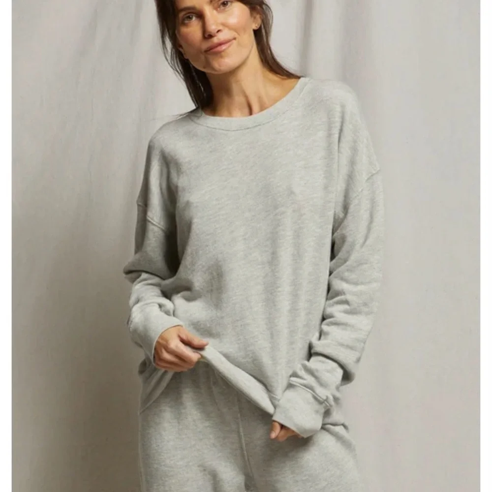 Perfectwhitetee Tyler French Terry Sweatshirt Women's Small Heather Gray Relaxed - Picture 1 of 12